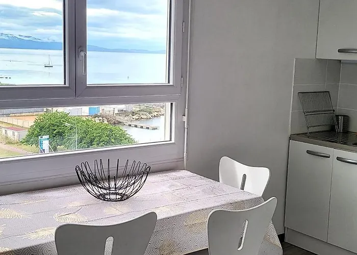 Entier, Climatise, Vue * Ajaccio (Corsica)